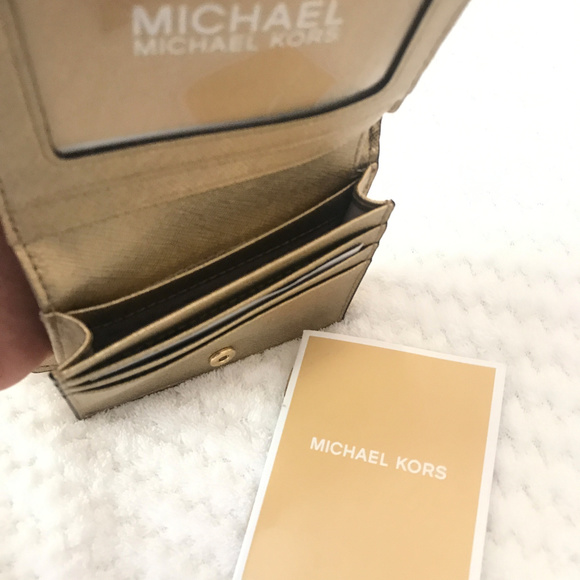 Michael Michael Kors mini flap wallet - Picture 5 of 8